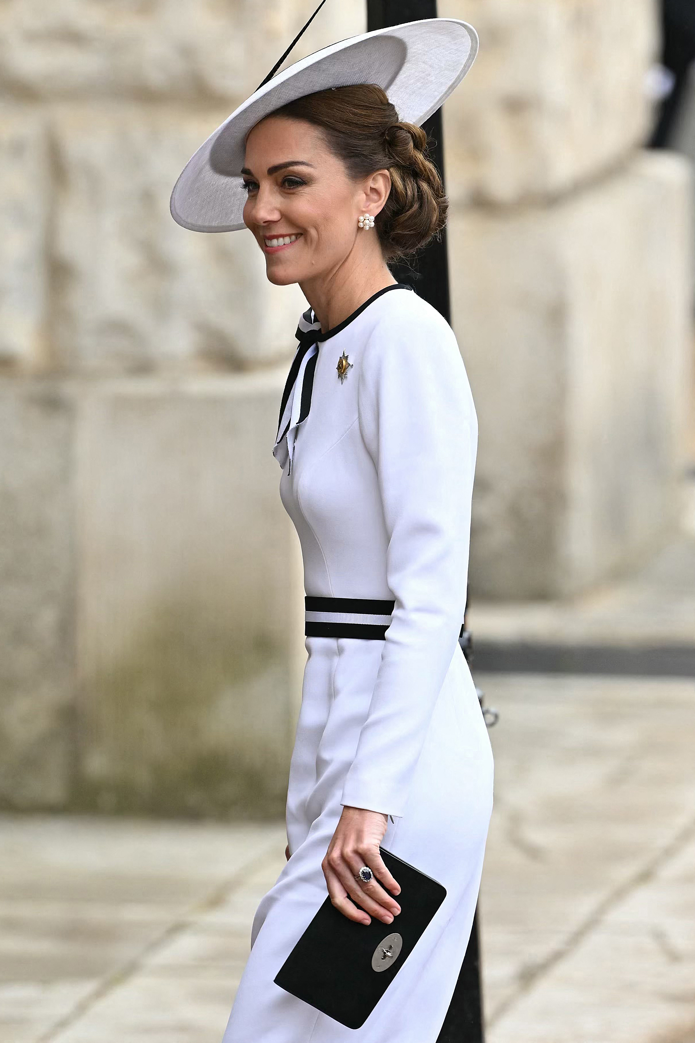 Принцесса Кейт триумфально появилась на Trooping the Color после лечения рака.